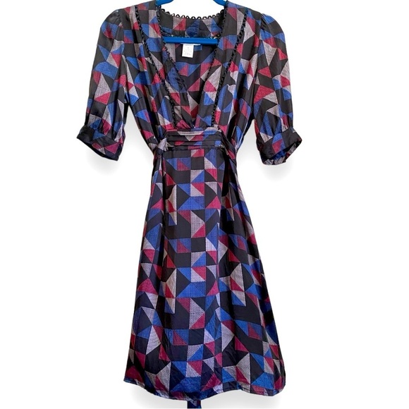 Vertigo Paris Silk VNeck 3/4 Quarter Bishop Sleeved Dress Geometric Belted Picot - Picture 1 of 12